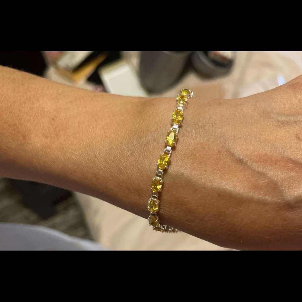 Elegant Yellow Gemstone Bracelet